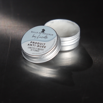 Produit anti-buée lunettes et masque de plongée